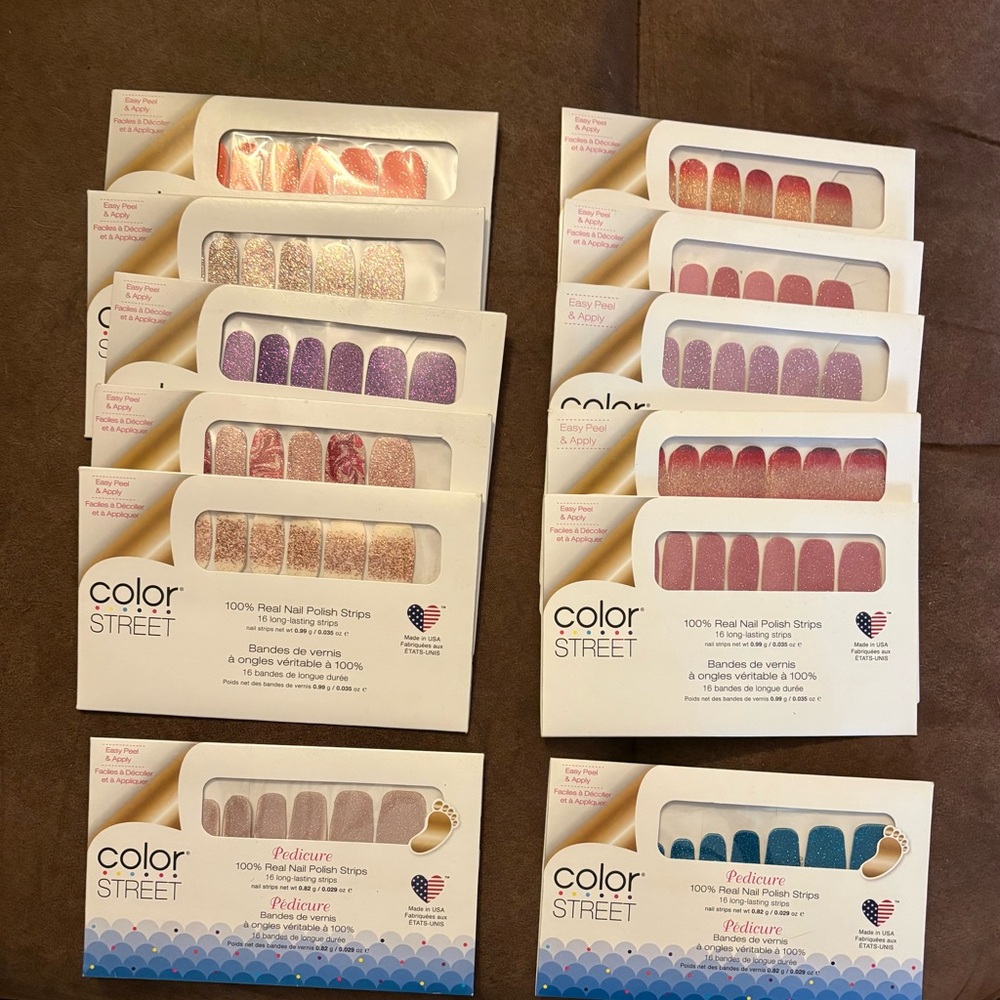Lot of 12 Color Street. 10 nails and 2 pedicure.  All glitter